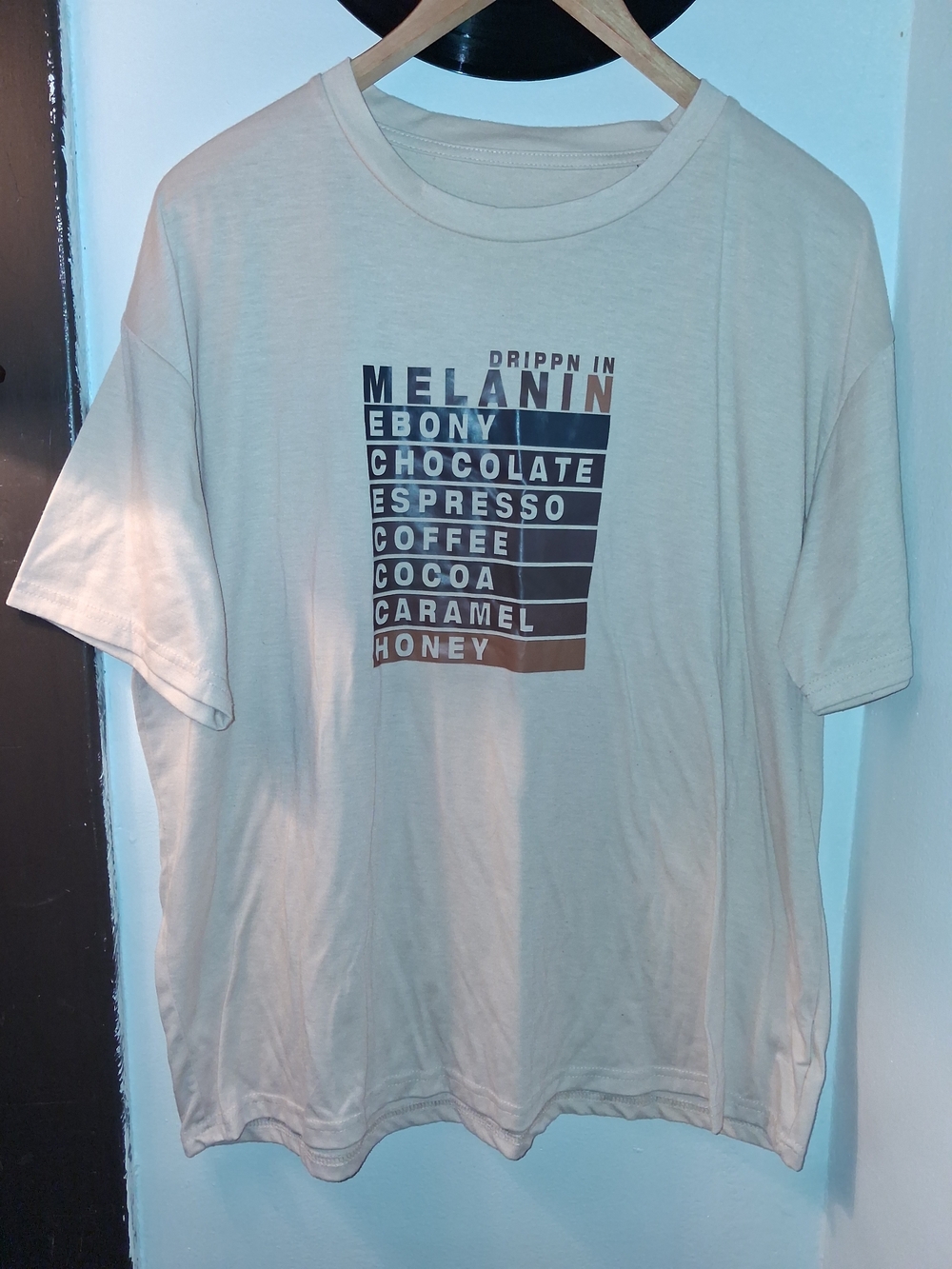Cream Graphic Tee - Melanin Print